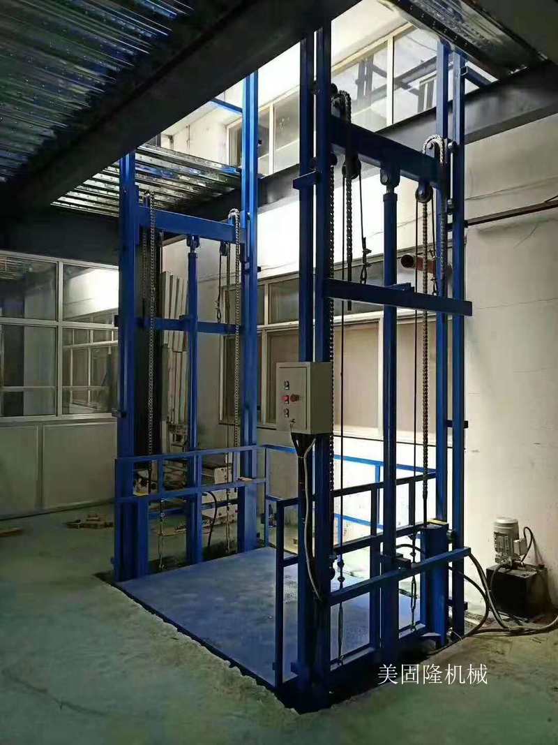 乌鲁木齐室内导轨式升降机厂家