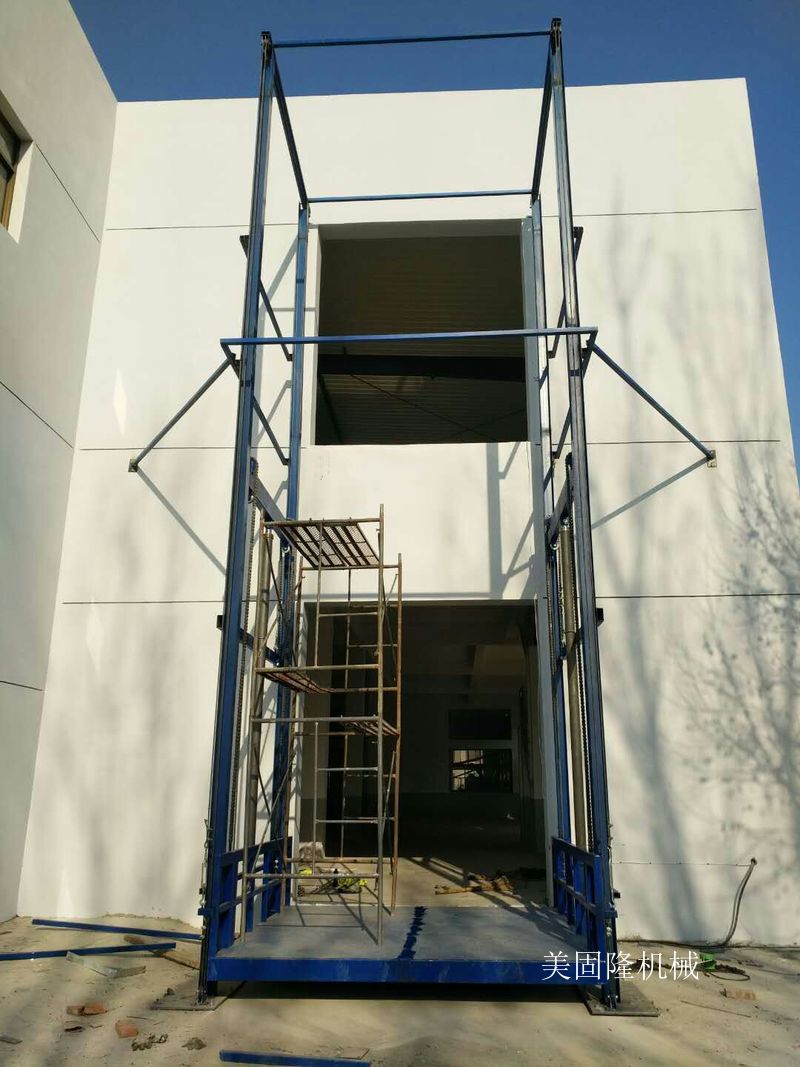 乌鲁木齐仓库专用导轨式升降货梯价格